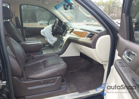 2013 Cadillac Escalade Platinum Edition from USA, damaged, VIN 1GYS4DEF6DR202657